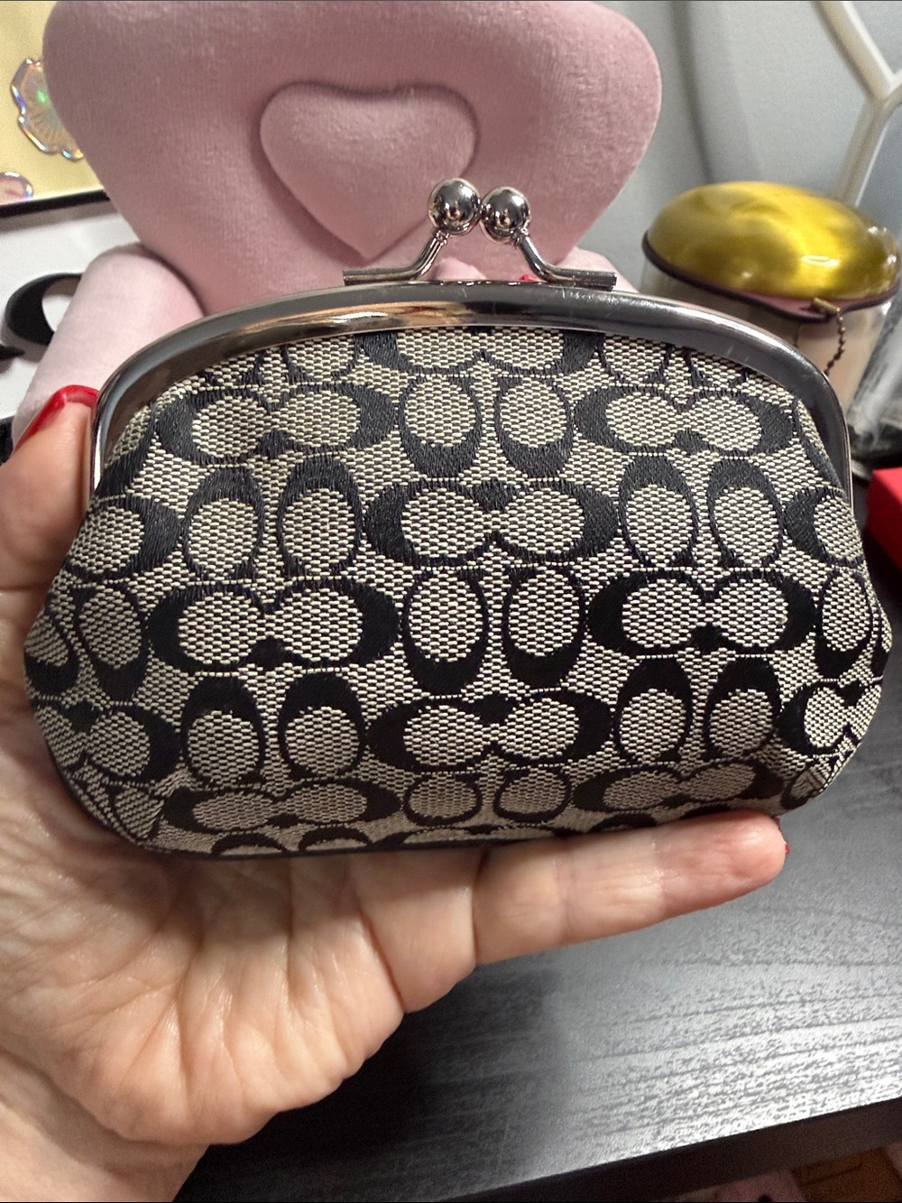 Coach Signature Canvas Kiss-Lock Clutch in Black and Cream - Picture 4 of 9